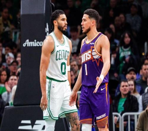 拒逆轉(zhuǎn)！布朗41+7塔圖姆全隊(duì)第一，布克40+6犯大錯(cuò)，火箭棄將7中1