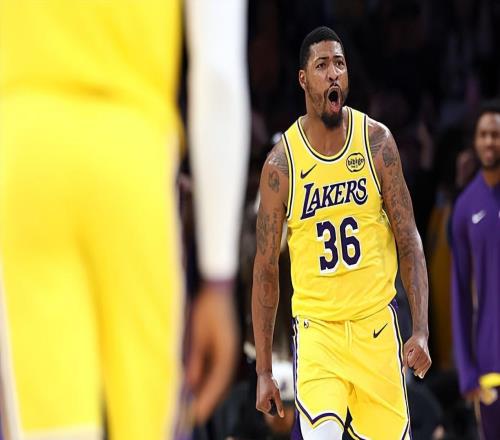 關鍵時刻又命中了關鍵三分，湖人后場大閘的重要性被嚴重低估了