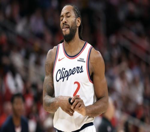 快船官方：倫納德將隨隊(duì)前往新奧爾良，狀態(tài)為每日觀察