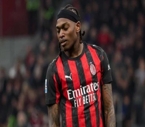 斯基拉：有英超俱樂(lè)部詢問(wèn)萊奧情況，米蘭可能接受7000萬(wàn)報(bào)價(jià)