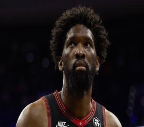 躺著把錢(qián)賺了，恩比德今日再度缺陣，近7年未在丹佛客場(chǎng)出戰(zhàn)