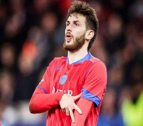 30！金球巨星啞火，巴黎照樣大比分雙殺切爾西，挺進歐冠8強