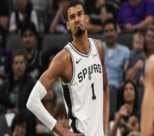 文班：全員得分靠無私分享球，打季后賽對我來說仍是一個夢想