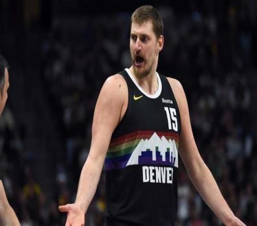 約基奇半場(chǎng)奇葩數(shù)據(jù)比肩保羅！掘金28分狂勝76人