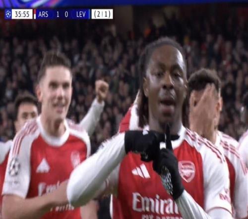 世界波破門，埃澤斬獲歐冠生涯處子球