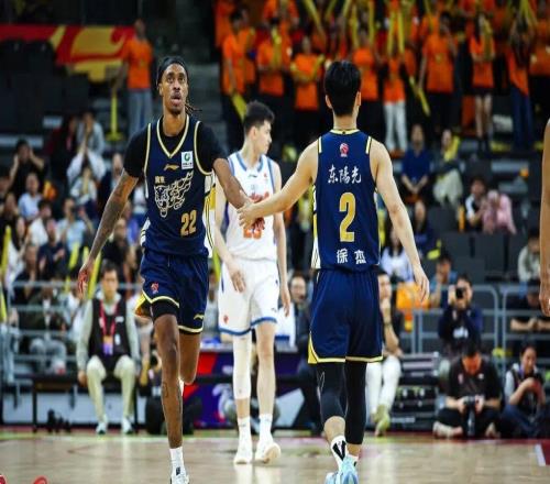 6人得分上雙！廣東主場大勝新疆