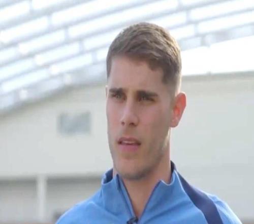 范德芬：热刺不应落到现在这个地步，我们在竭尽全力扭转局面