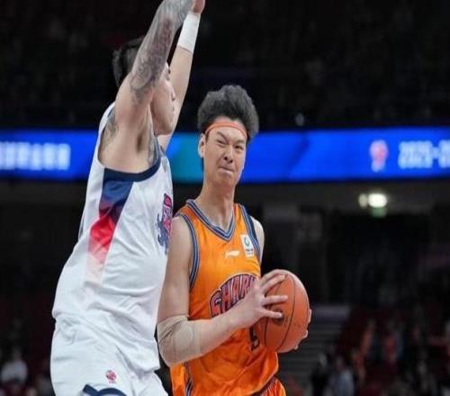 八連勝！上海久事男籃主場戰(zhàn)勝山東隊