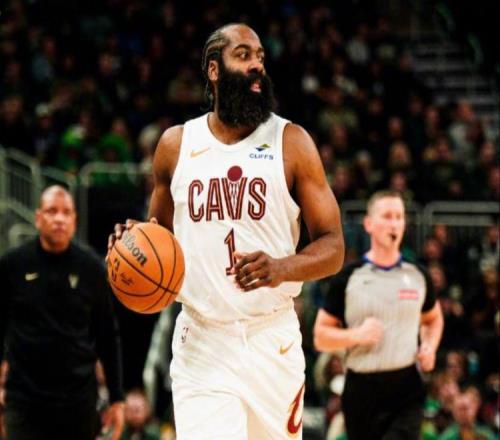 骑士123116雄鹿！米切尔把话挑明，哈登和莫布里表态成重中之重