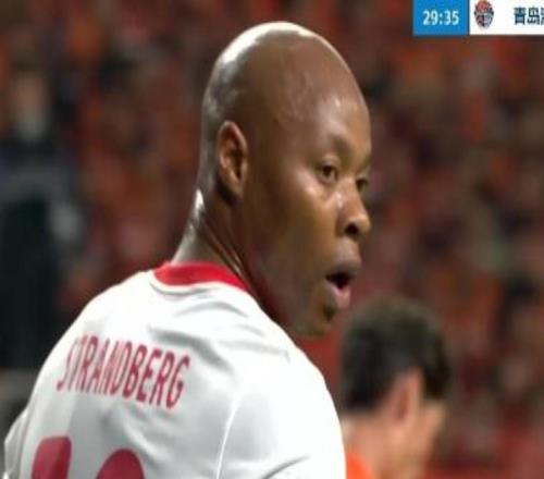 記者：此前海牛外援斯特蘭德貝里因妻子滯留卡塔爾而心緒不寧