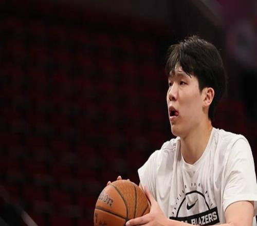 楊瀚森G聯(lián)賽連崩！面對強(qiáng)敵被虐，失誤多+沒籃板，進(jìn)攻也沒球權(quán)！