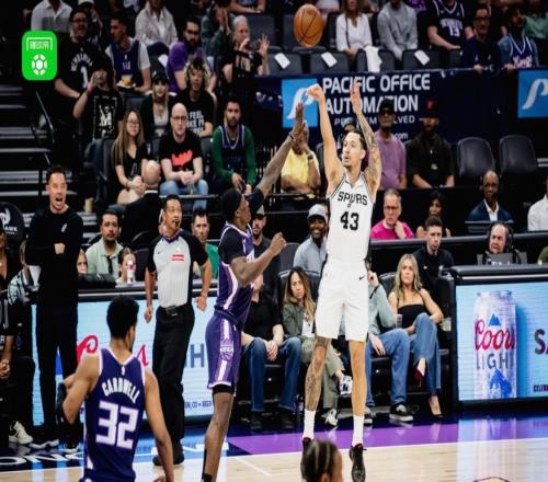 馬刺132104大勝國(guó)王，文班三節(jié)打卡，雷諾空砍32分