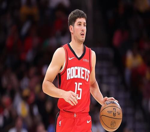 進攻表現(xiàn)一般防守弱點明顯，火箭對于后場新星的期望值有些太高了