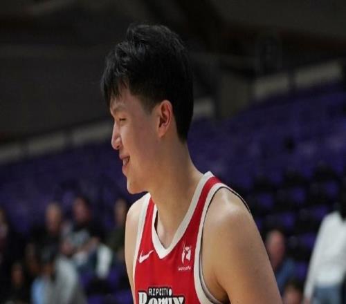 8分6失误5犯规！杨瀚森连续三场被碾压16号秀距NBA轮换差一大截