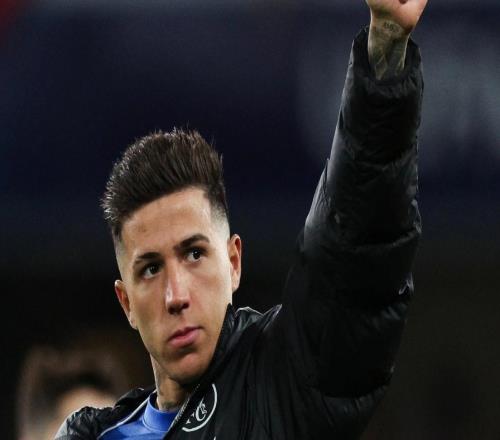 歐冠切爾西0比3巴黎出局，過早失球和失誤釀悲劇，主帥換人無厘頭