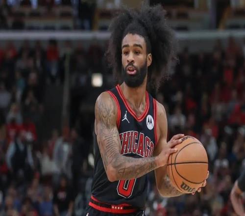 2場(chǎng)投丟18球！火箭24歲首發(fā)跌至冰點(diǎn)，未交易換懷特，斯通失算了