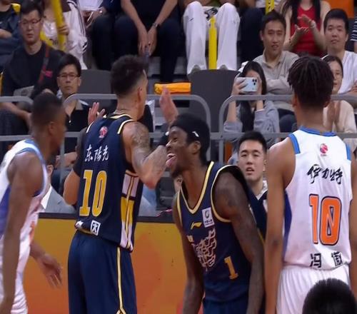 朱芳雨賭對了！廣東隊(duì)被迫放棄薩林杰，焦泊喬狂轟賽季最強(qiáng)一戰(zhàn)！