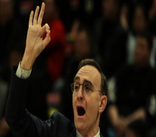 遼籃雙賽上演，楊鳴現(xiàn)身CBDL但心系母隊烏戈承諾力克廣州沖6連勝