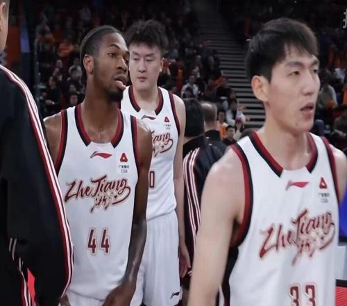 浙江男籃爆冷輸給同曦，青島男籃33分大勝江蘇，深圳男籃輕取天津