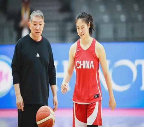 “破碎”之后，一位女籃老將的自我重建