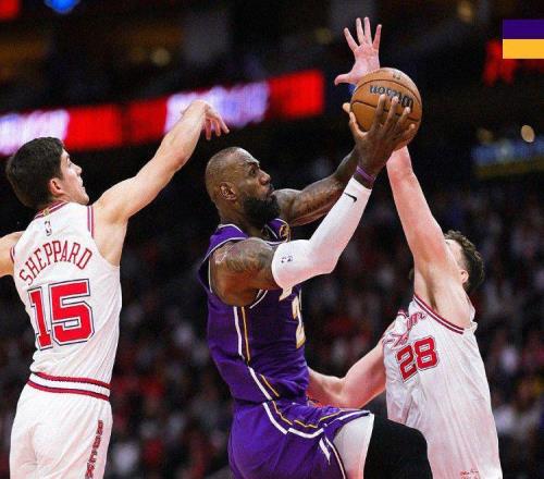 湖人勝火箭取7連勝！詹姆斯14中13轟2大紀(jì)錄，但2大將12中6引擔(dān)憂