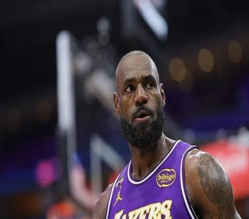 詹姆斯賽季最佳比賽，送給老對手杜蘭特