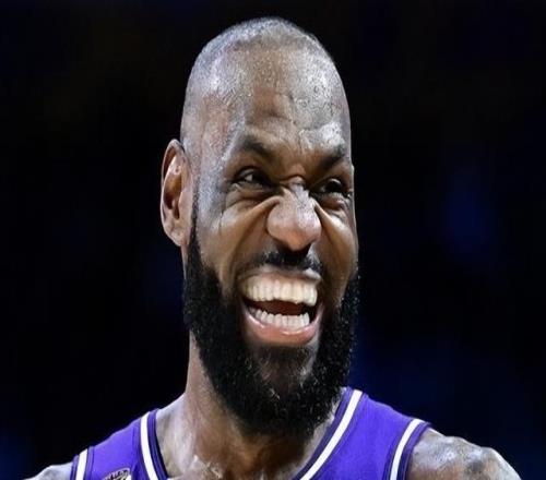 湖人七連勝露冠軍相！41歲老詹14中13，搭檔東契奇要躺拿第五冠