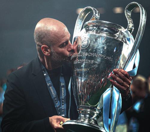 曼城變天了！曝瓜迪奧拉離隊(duì)，結(jié)束10年藍(lán)月生涯，馬雷斯卡將接任