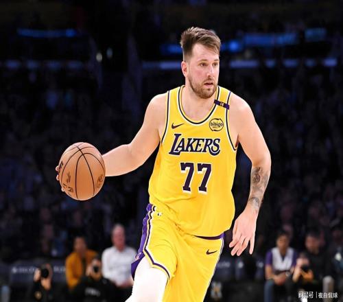 东契奇超越科比布莱恩特，成为洛杉矶湖人队史第一人