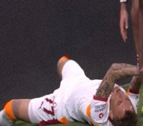 加拉塔薩雷球星遭遇駭人重傷：諾阿朗被擔(dān)架抬離，現(xiàn)場氣氛凝重