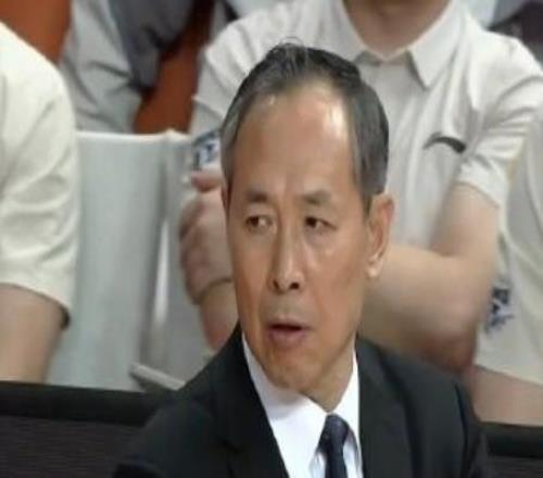 許利民：今天的比賽是我們自己輸給了自己，態(tài)度上出現(xiàn)了問(wèn)題