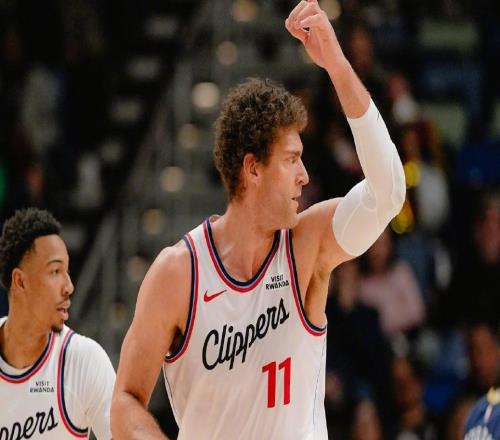 爆冷，快船遭18分逆轉(zhuǎn)，慘敗鵜鶘！倫納德25分缺乏支援，第八難保