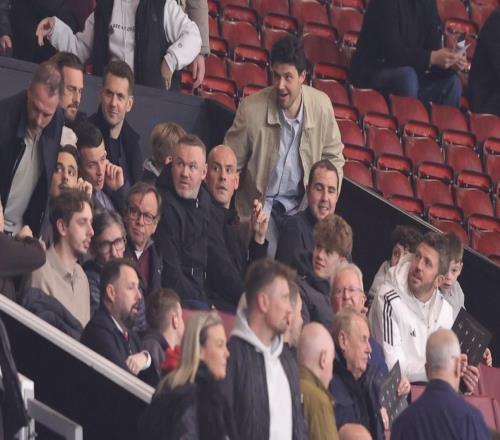 卡里克、拉門斯現(xiàn)場觀賽，曼聯(lián)U18晉級英格蘭青年足總杯半決賽