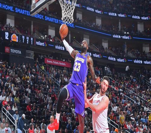 詹姆斯30+5刷爆紀(jì)錄，湖人力擒火箭！東契奇40+9+10創(chuàng)歷史第1神跡