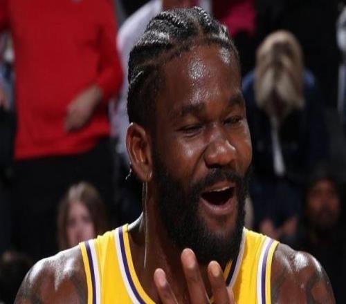 艾頓：我意識到自己不是球星應(yīng)該做好臟活累活