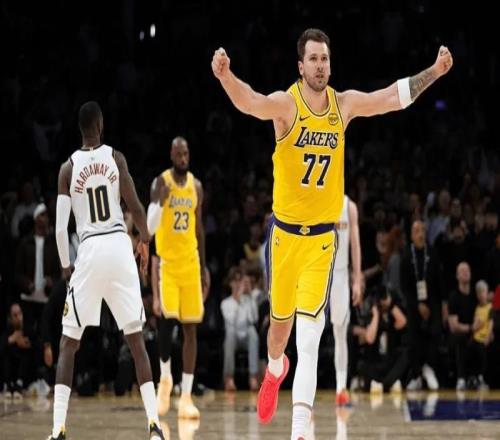 對掘金4勝1負！場均38+10+5，東契奇效應來了，詹姆斯也把話挑明