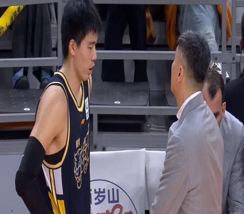 朱芳雨點名要人！廣東隊鎖定男籃國手內線，杜鋒為他放棄雙大外援