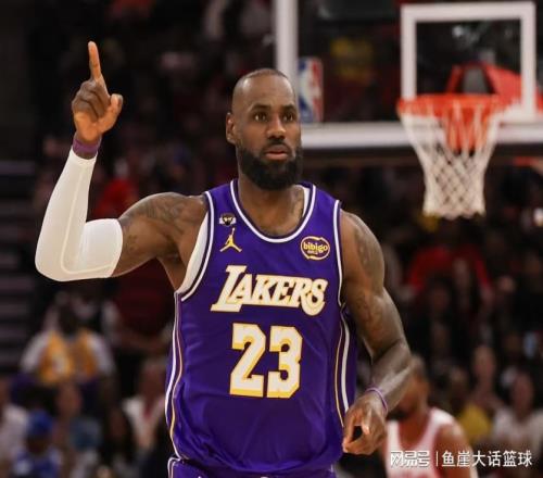 湖人124116火箭！東契奇看清現(xiàn)實(shí)，詹姆斯兩大變化也成重中之重