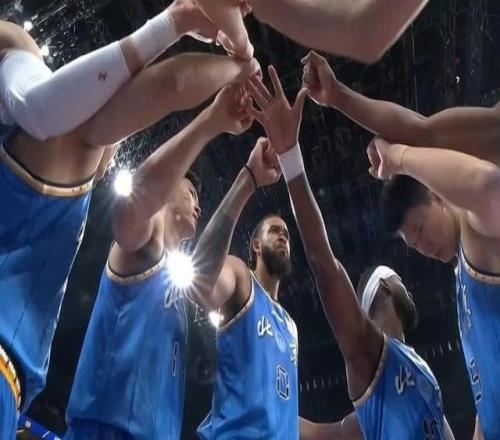 北京vs福建前瞻：麥基周琦雙塔優勢明顯，趙睿有望解禁復出