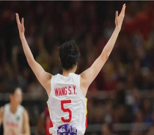 “破碎”之后，一位女籃老將的自我重建