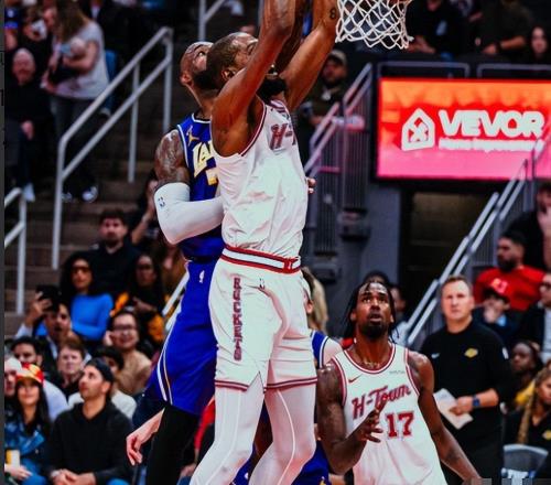 東契奇狂砍40+9+10也無(wú)緣今日最佳！對(duì)不起，你遇到暴走的詹姆斯