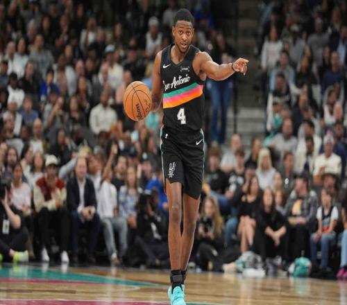 在馬刺隊大勝老東家后，福克斯回顧了他在國王隊的時光