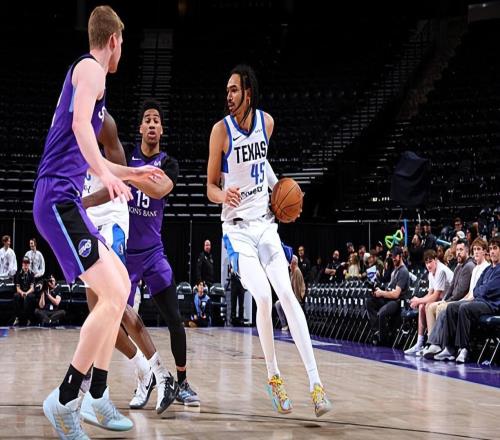 狂砍36分打爆火箭二隊！獨行俠二隊后場大將能否搭上季后賽末班車