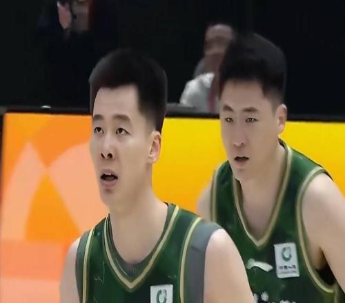 冰釋前嫌，此前卷入內(nèi)訌風(fēng)波的郭昊文和趙柏清本輪聯(lián)袂出戰(zhàn)