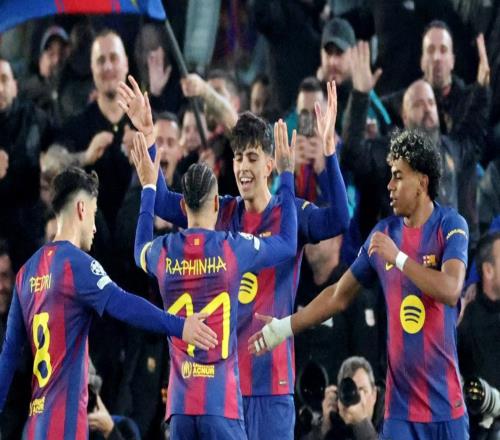 巴西前鋒踢瘋了：獨(dú)造4球，全場(chǎng)最佳，追平內(nèi)馬爾歐冠神紀(jì)錄