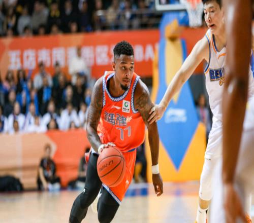 轟42+6后又砍38+7！這才是CBA超級外援，要率領黑馬殺回季后賽