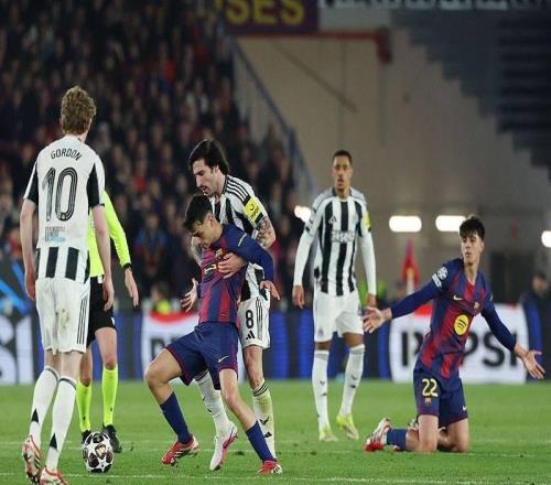 巴塞羅那72紐卡斯?fàn)柸R萬、拉菲尼亞雙響