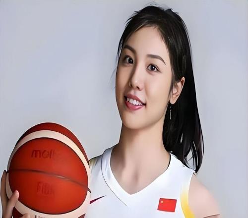 中國(guó)女籃出線僅2天，無(wú)緣世界杯最熱門的隊(duì)員曝光，數(shù)據(jù)一目了然