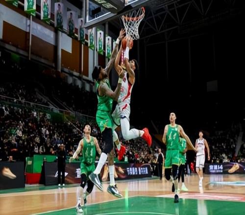 繼偉三分超級(jí)高水平，烏戈執(zhí)教7勝1負(fù)，賽后正式表態(tài)
