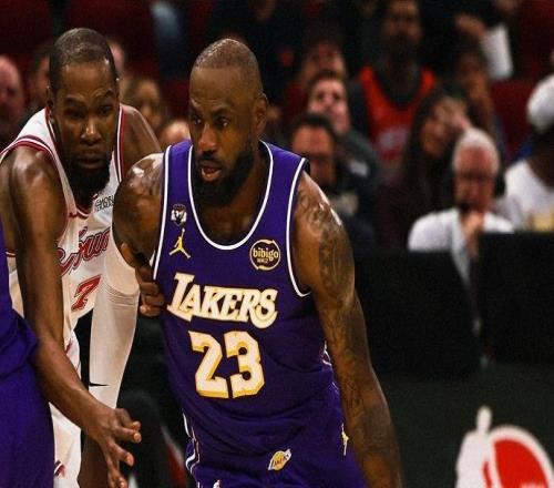 東契奇40+9+10，詹皇14中13轟30分完勝杜蘭特，湖人力克火箭7連勝